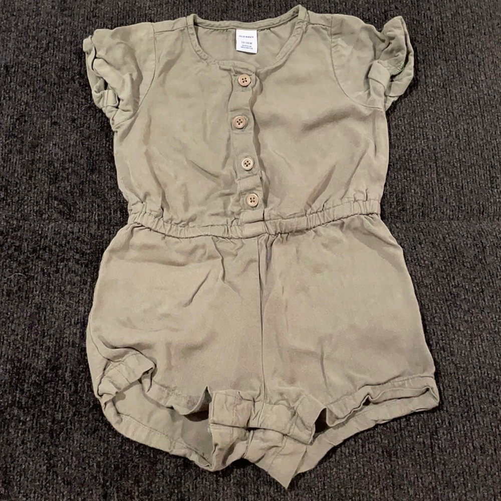 Old navy army green romper girls size 12-18m